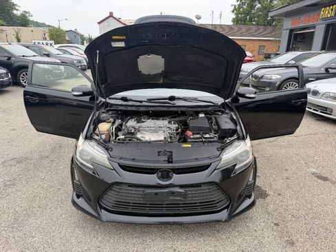 Used 2014 Scion tC FWD image 17