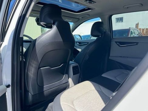 Certified 2024 Kia Niro Wave w/ Wave Preserve Package FWD image 11