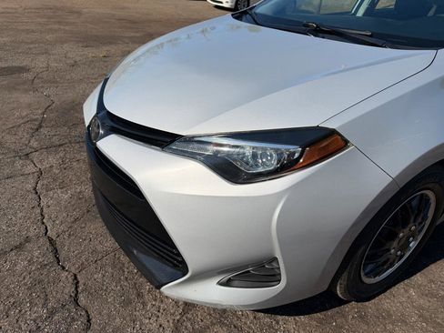 Used 2019 Toyota Corolla LE image 7