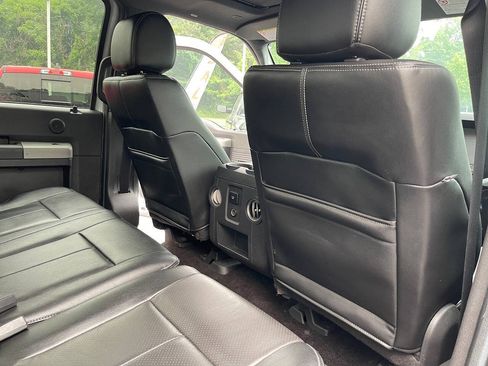 Used 2016 Ford F350 Lariat AWD/4WD image 31