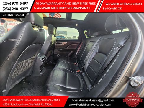 Used 2019 Jaguar F-PACE S image 15