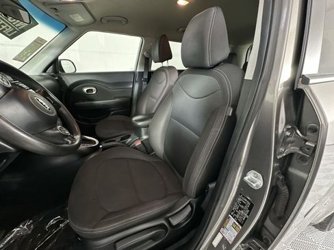 Used 2019 Kia Soul FWD image 11