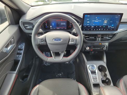 Used 2024 Ford Escape ST-Line w/ Tech Pack #1 FWD image 21