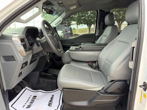 Used 2022 Ford F150 XL w/ Equipment Group 101A High RWD image 17