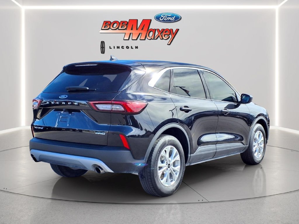 Used 2024 Ford Escape Active AWD/4WD image 4