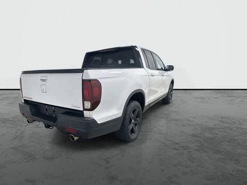 Used 2023 Honda Ridgeline Black Edition image 3