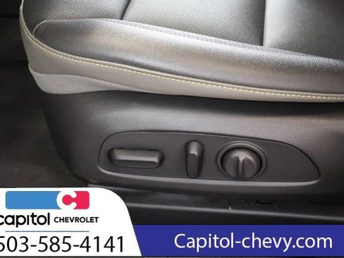 Used 2024 Chevrolet Trax ACTIV w/ Sunroof Package FWD image 15
