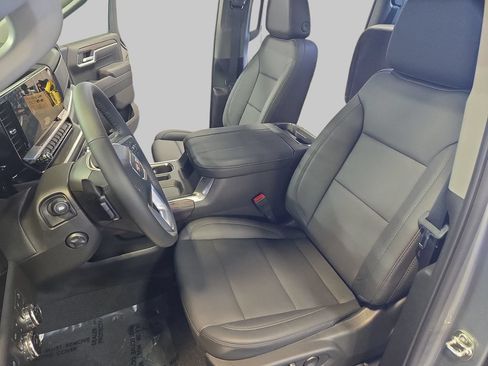 New 2026 GMC Sierra 1500 SLT w/ SLT Premium Package AWD/4WD image 17