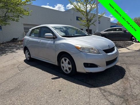 Used 2010 Toyota Matrix S AWD/4WD image 17