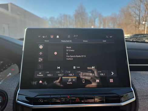 Used 2023 Jeep Compass Latitude w/ Sun and Sound Group image 38