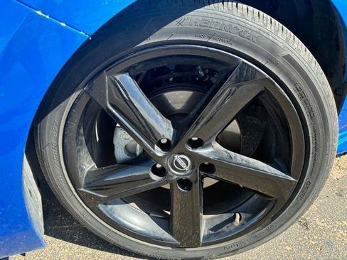 Certified 2024 Nissan Sentra SR FWD image 10