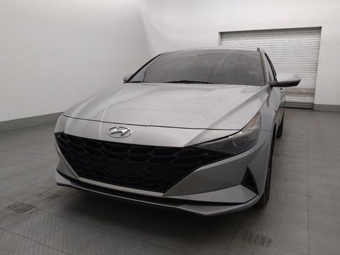 Used 2022 Hyundai Elantra SEL w/ Cargo Package FWD image 15