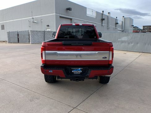 Used 2019 Ford F250 Platinum w/ Platinum Ultimate Package image 4