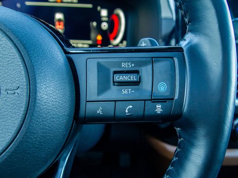 Used 2023 Nissan Pathfinder Platinum w/ Lighting Package (N93) image 23