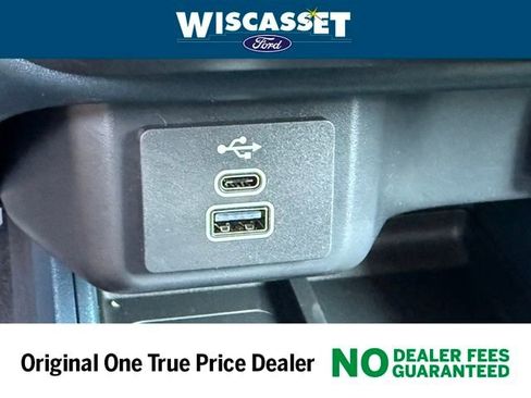 New 2025 Ford Maverick XL image 10