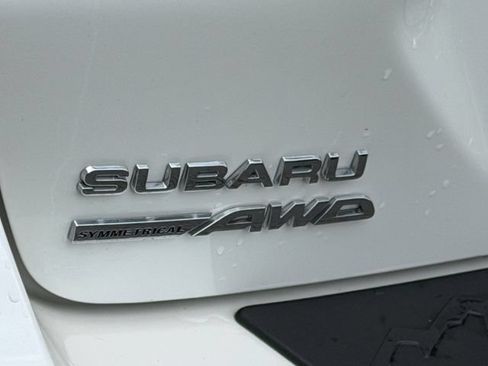 Used 2024 Subaru Crosstrek 2.0i Premium AWD/4WD image 11