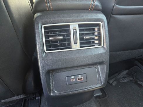 Used 2020 Nissan Maxima SR w/ Sport Mat Group FWD image 7