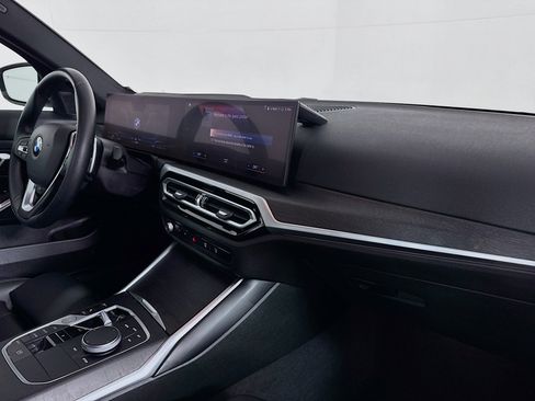 Used 2023 BMW 330i xDrive Sedan w/ Premium Package image 29