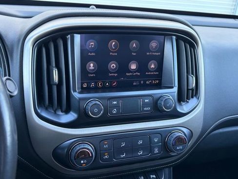 Used 2022 GMC Canyon Denali w/ Denali Black Edition Package image 9