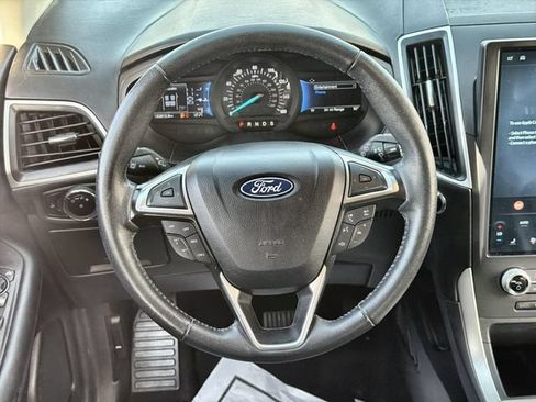 Used 2024 Ford Edge SEL AWD/4WD image 14