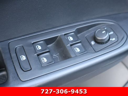 Used 2022 Volkswagen Taos SE w/ IQ.Drive SE Package AWD/4WD image 15