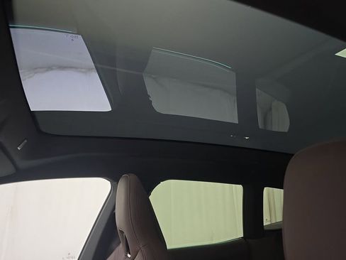 Used 2025 BMW iX xDrive50 image 23