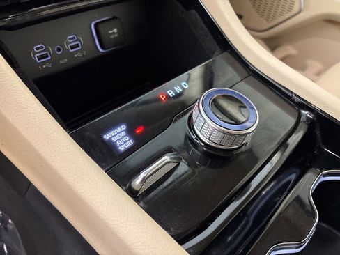 Used 2022 Jeep Grand Cherokee L Limited image 32