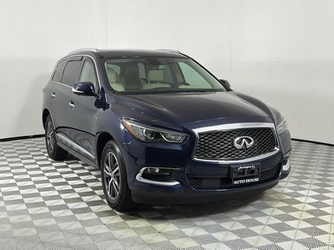 Used 2017 INFINITI QX60 Luxe w/ Premium Plus Package AWD/4WD image 3
