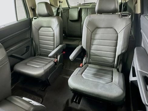 Used 2019 Volkswagen Atlas SEL Premium AWD/4WD image 11