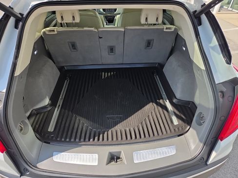 Used 2019 Cadillac XT5 Luxury FWD image 13