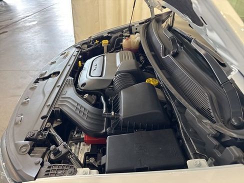 Used 2023 Chrysler Voyager LX FWD image 41