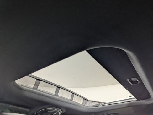 New 2025 Jeep Grand Cherokee Altitude image 25