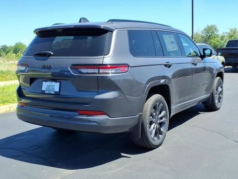 New 2026 Jeep Grand Cherokee L Limited AWD/4WD image 17