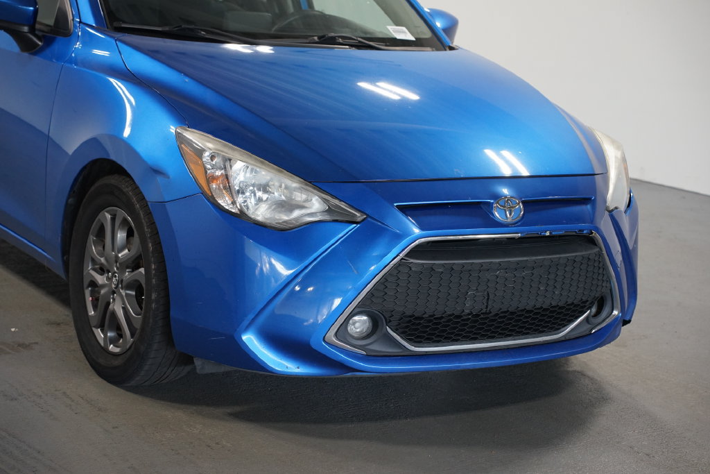 Used 2020 Toyota Yaris LE FWD image 4