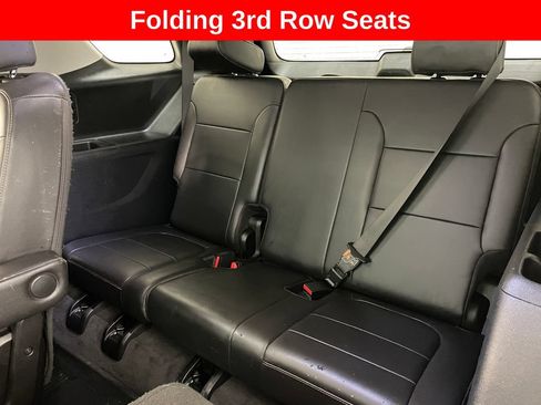 Used 2020 Chevrolet Traverse RS w/ LPO, Floor Liner Package AWD/4WD image 14