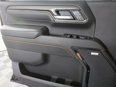 Certified 2025 GMC Sierra 2500 AT4 w/ AT4 Premium Plus Package image 29