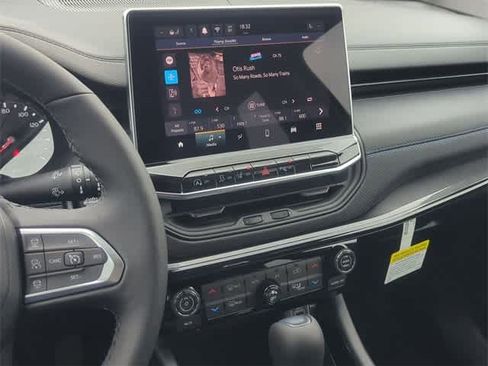 New 2026 Jeep Compass Limited image 27