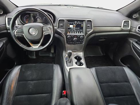 Used 2018 Jeep Grand Cherokee Altitude image 10