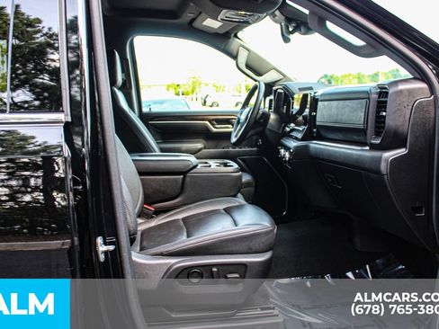 Used 2025 GMC Sierra 1500 SLT RWD image 20