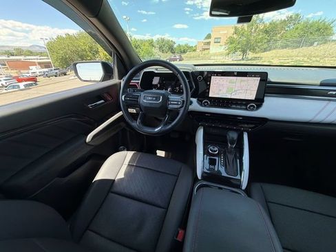 Used 2024 GMC Canyon AT4X AWD/4WD image 18