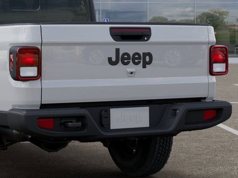 New 2026 Jeep Gladiator Sport AWD/4WD image 14