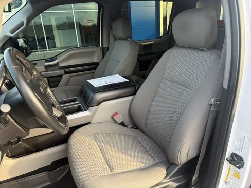 Used 2018 Ford F150 XLT w/ Equipment Group 302A Luxury AWD/4WD image 17