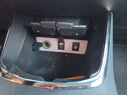 Used 2016 Toyota Avalon Touring image 26