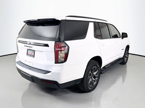 Used 2024 Chevrolet Tahoe Z71 w/ Luxury Package AWD/4WD image 10