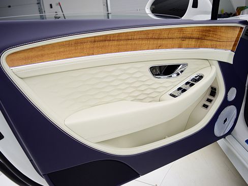 Used 2025 Bentley Continental GT Speed image 42