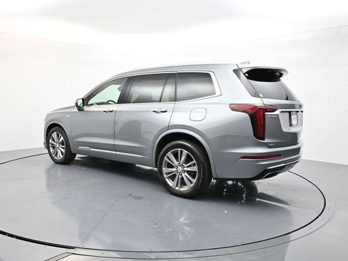 Used 2023 Cadillac XT6 Premium Luxury image 5