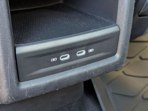 Used 2023 Volkswagen ID.4 Pro S AWD/4WD image 25