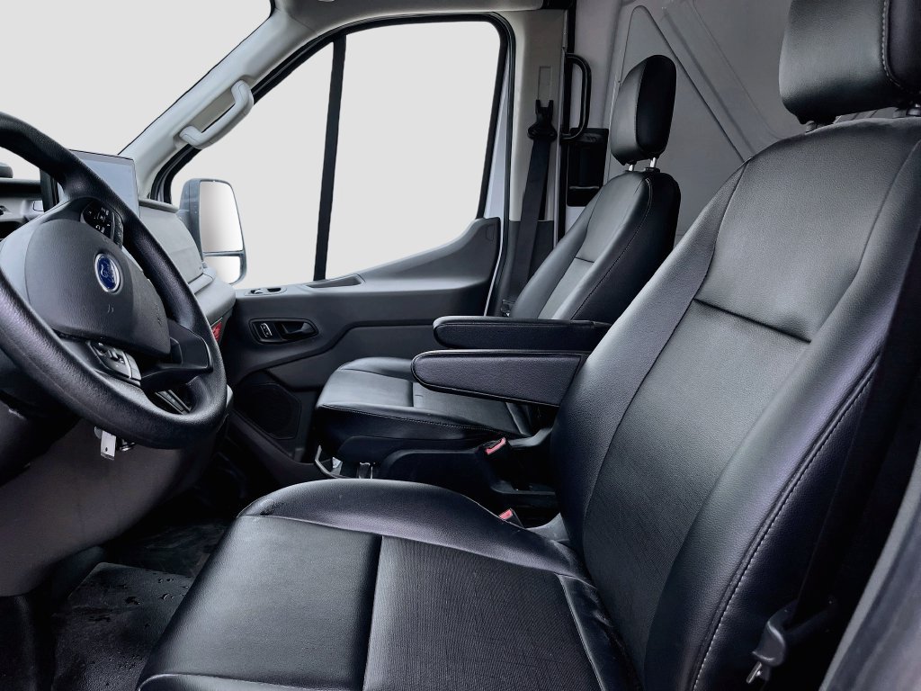 Used 2024 Ford Transit 250 148 High Roof AWD image 19