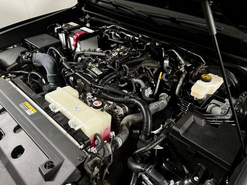 Certified 2024 Toyota Tacoma SR5 image 11