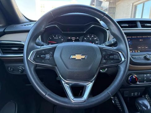 Used 2021 Chevrolet TrailBlazer ACTIV w/ Driver Confidence Package AWD/4WD image 14